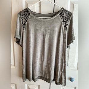 American Eagle olive green shirt
